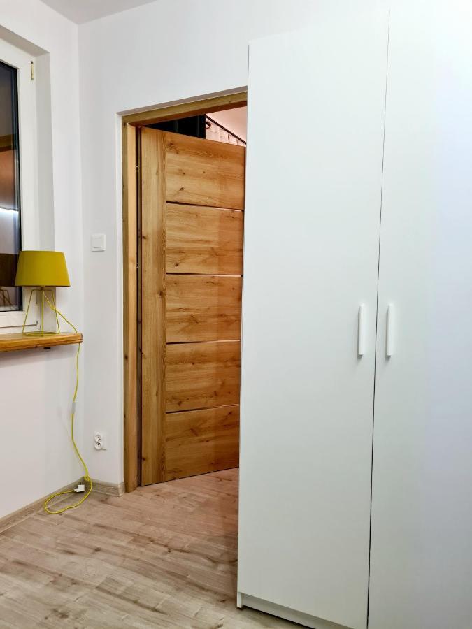 Apartament Walbrzych / Piaskowa Gora Apartment ภายนอก รูปภาพ