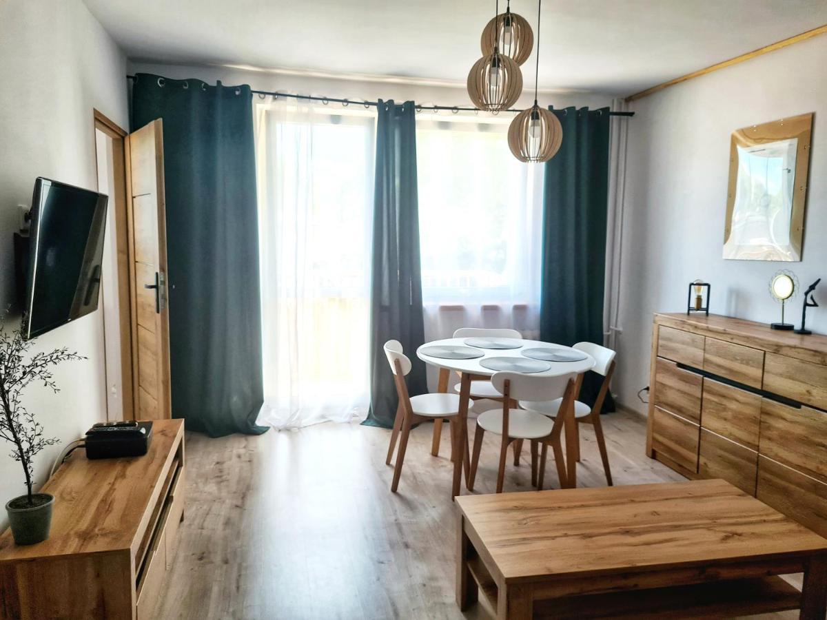 Apartament Walbrzych / Piaskowa Gora Apartment ภายนอก รูปภาพ